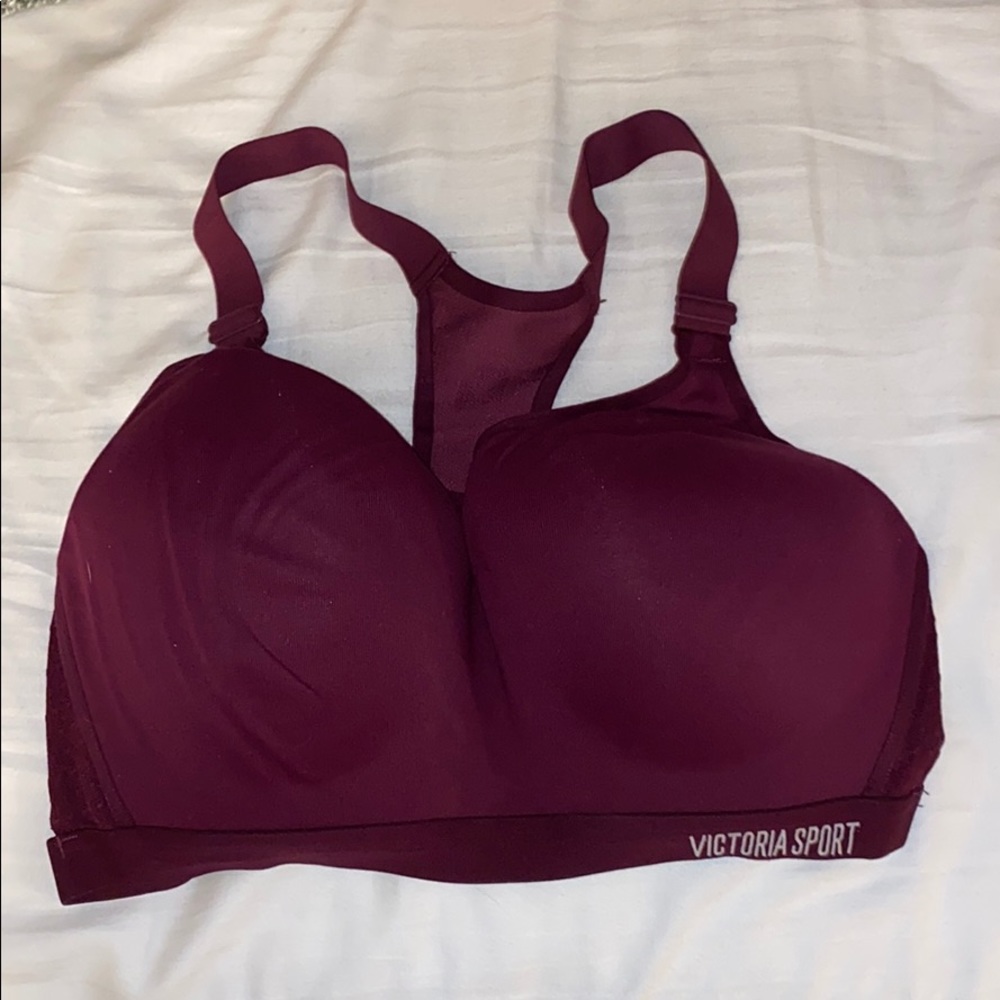Victoria’s Secret Incredible Sports Bra 34DDD